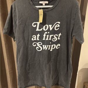 Love at First Swipe Gray Tee